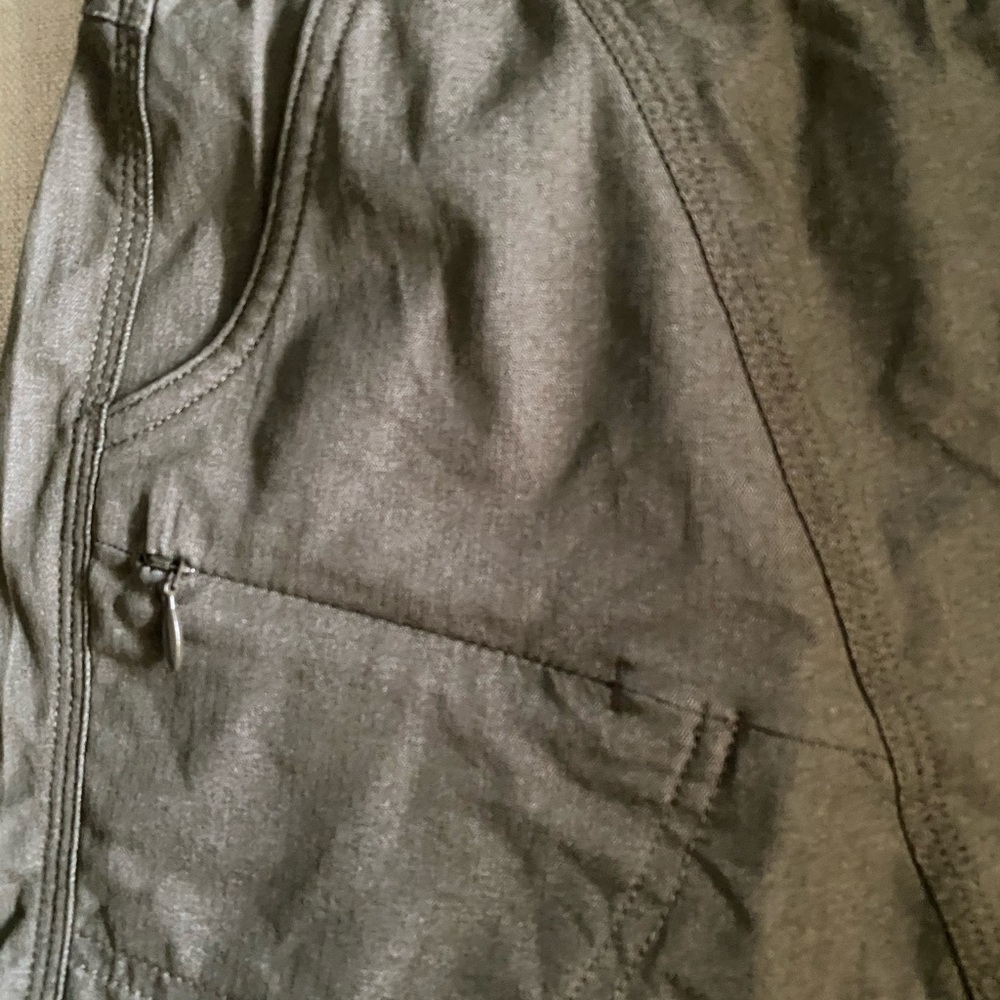 THE NORTH FACE SHORTS - Picture 2 of 7